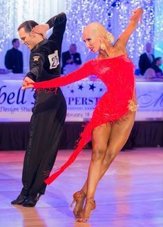 Bob Powers and Julia Gorchakova competing at the Ohio Star Ball'